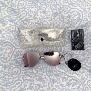Brand New Quay Australia High Key Mini Sunglasses With Case & Lens Cloth